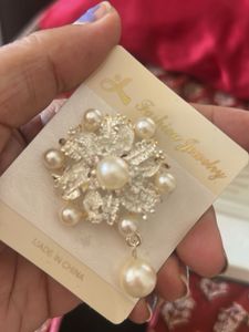Elegant Pearl &amp; Crystal Brooch