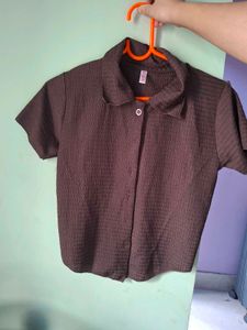 Brown Textured Short Sleeve Collared Shirt