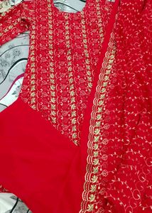 Elegant Red Embroidered Kurti Set