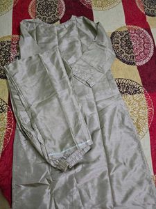 Elegant Silver Embroidered Kurta