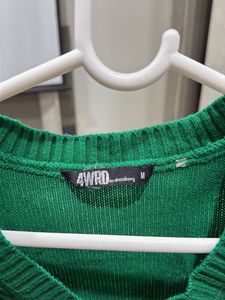 Green Cable Knit V-Neck Vest with 'D' Emblem