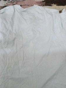 SHEIN White Graphic T-Shirt