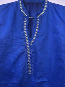 Blue Embroidered Sleeveless Kurta