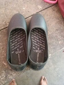 Classic Black Ballerinas - Size 5