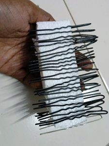 Juda Pins (100 In Total)