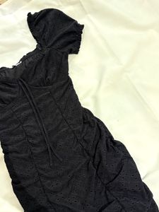 black bodycon dress 🕷️🖤