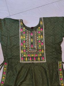 Embroidered Kurta Set for Women