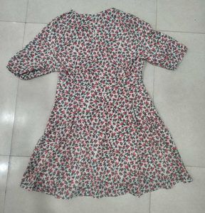 Puff Sleeve Floral Dress❤️❤️❤️