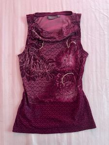Y2K sleeveless top