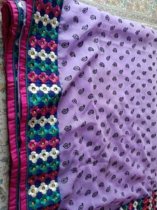 Elegant Paisley Print Saree