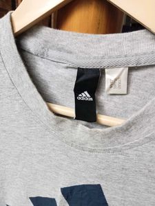 ADIDAS t-shirt