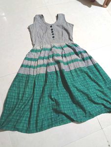 Set of 3 Women's Sleeveless Dresses