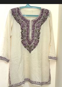 Embroidered Kashmiri kurti