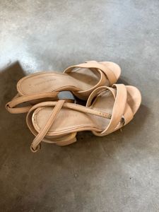 Women's Light Pink Heeled Sandals