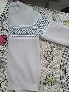 Cozy Geometric Pattern Knit Sweater