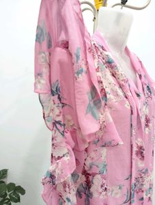 Chic Pink Floral Ruffle Blouse
