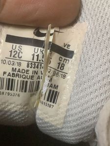 Nike girls shoes
