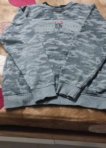 Stylish Camo Print Sweatshirt