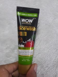 Wow skin Science Face wash