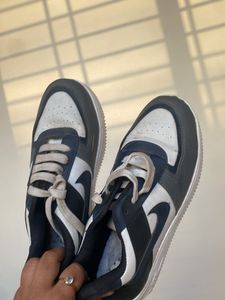 Stylish Navy &amp; White Sneakers
