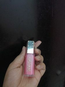 Fenty Beauty Gloss Bomb