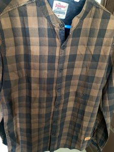 Roadster Men's Brown Plaid Band Shirt