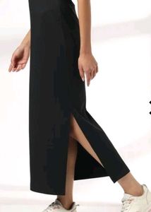 Sleek Black Ribbed Sleeveless Top