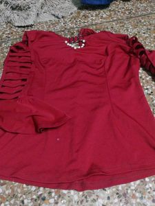 Stylish Red Cut-Out Sleeve Top