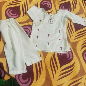 Kurta Suit with Heart Motifs