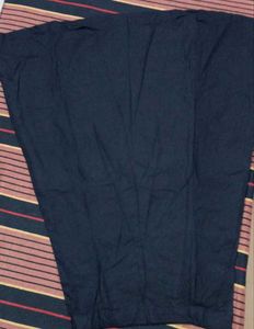 Elegant Navy Blue Leaf Print Saree with petticoat