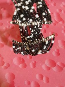Bracelet In Black And White Pearls