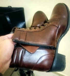 Chic Brown Lace-Up Ankle Boots