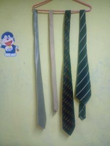 Set of 4 Men's Ties