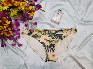 🇳🇿💫🎀Floral Print Bikini Bottoms