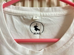 White Graphic Print T-Shirt