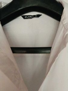 Chic White Button-Up Blouse with Puff Sleeves