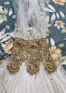 White &amp; Gold Embellished Ethnic Gown