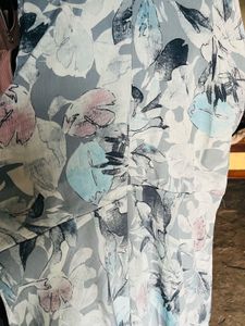 Beautiful Floral Print Midi 👗 🤍dress