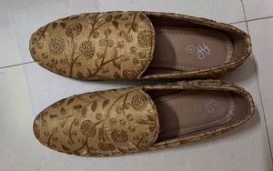 Men Shoes Causal And Party Wear Never Used