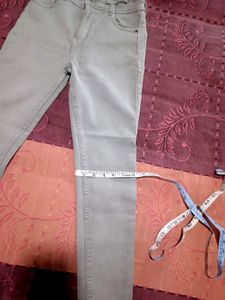 Straight Fit Skinny Jeans ✨✨