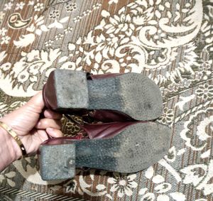 Elegant Maroon Slingback Heels