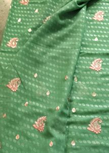 Green Saree with Paisley &amp; Dot Motifs