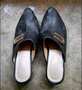 Black Pointed Toe Mules with Buckle Accent