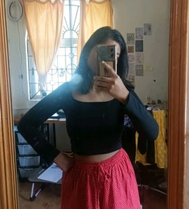 ♡  Black Full Sleeve Top For Women ♡  Little Bit Cropped ♡ XS Size♡