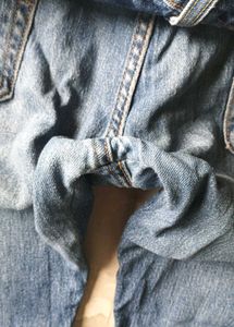 LEVI'S Classic Blue Denim Jeans
