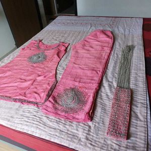 Elegant Pink Kurti Set