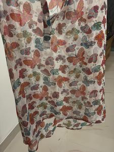Chic Butterfly Print Sleeveless Blouse