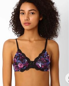 Enamor underwired Bra size 32B