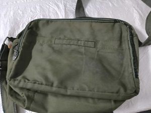 Bundle of Stylish sling men's bags 4