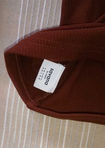 Chic Maroon Long Sleeve Top